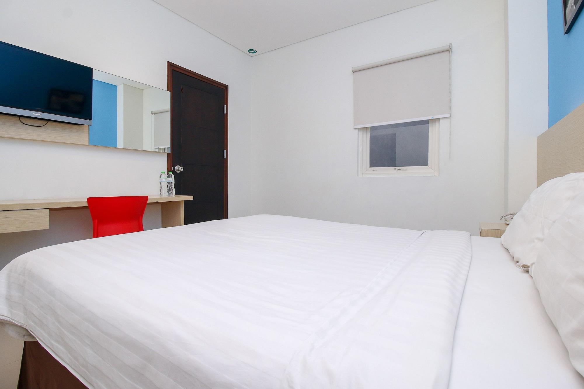 Pratama Hotel & Convention マタラム エクステリア 写真